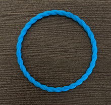  Aqua Blue Sapphire Metallic Twist Bracelet