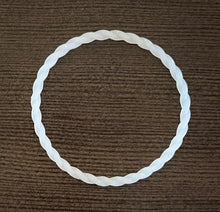  White Glitter Twist Bracelet