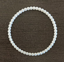 Pearl Beaded Bracelet